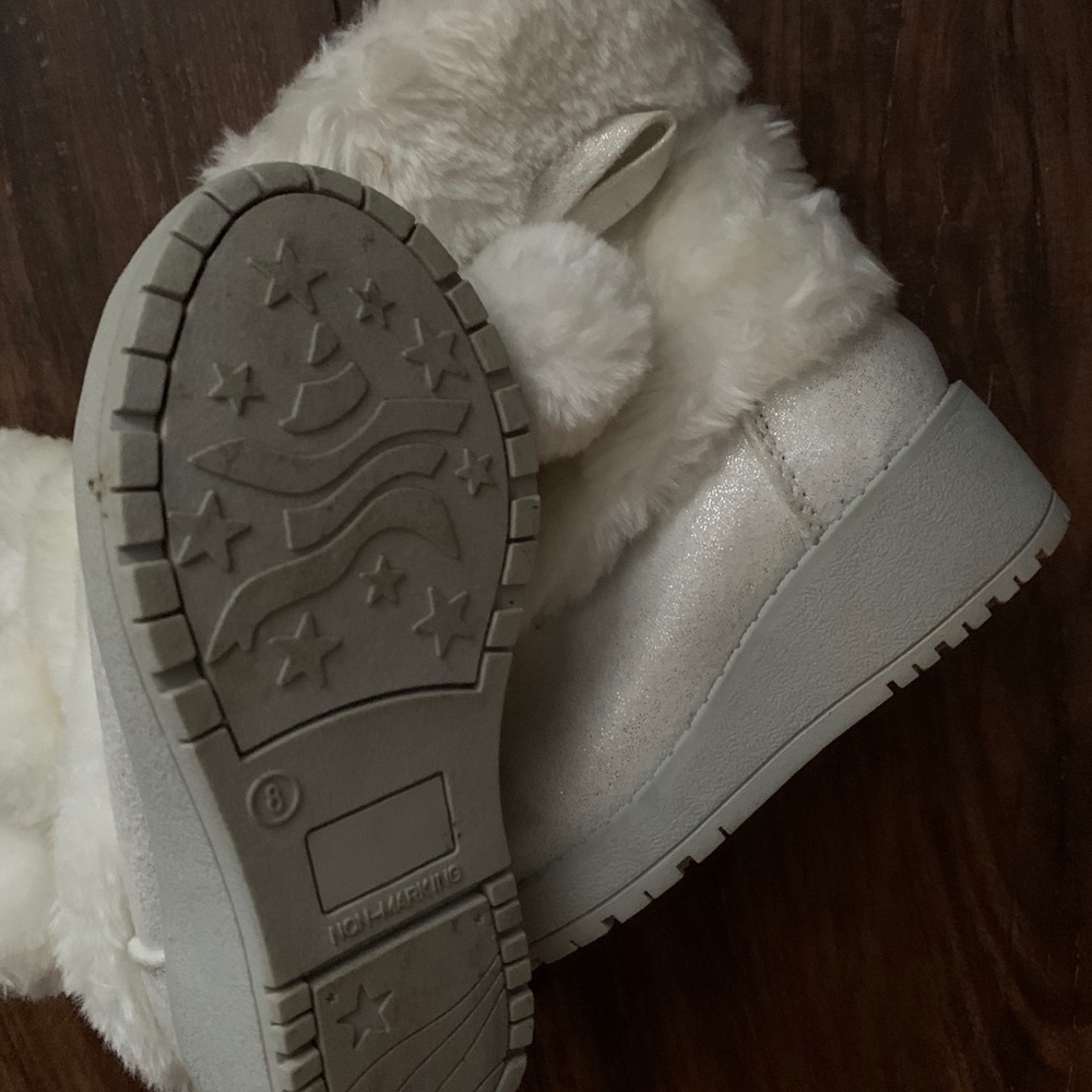 Kids boots
